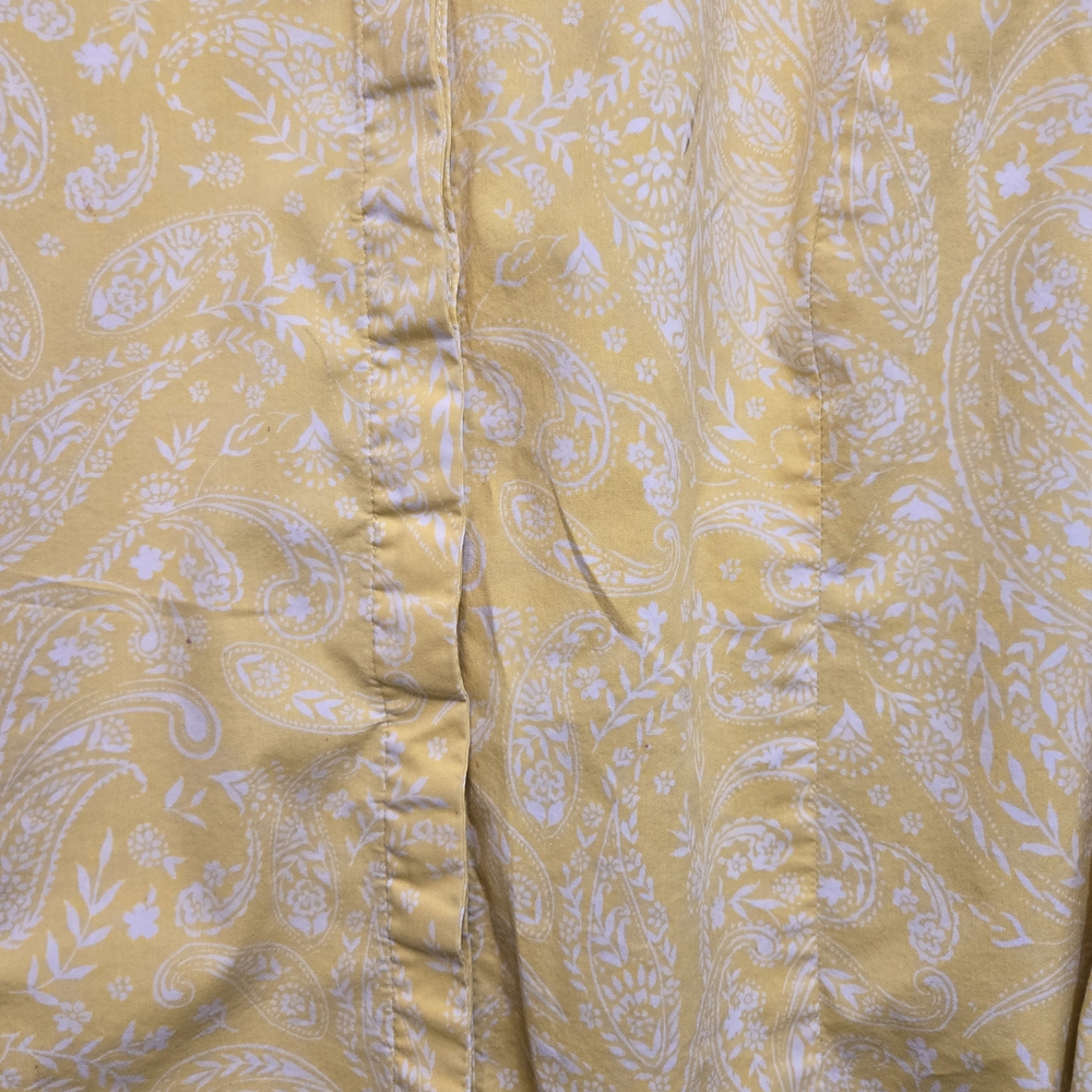 Laura Scott Yellow and White Paisley Button-Up Blouse - Picture 3 of 7